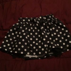 Sonoma.. size 5, polka dot skort.